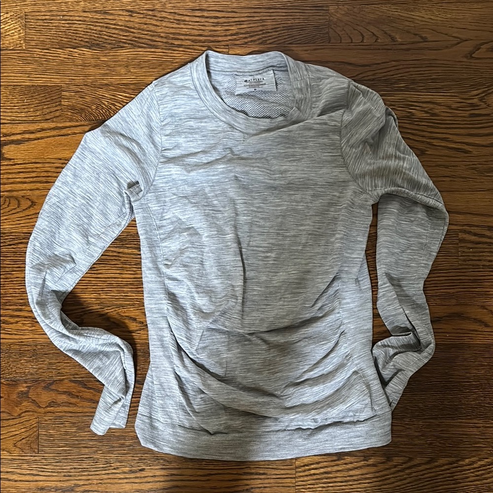 Athleta Heather Gray super breathable Long Sleeve Top